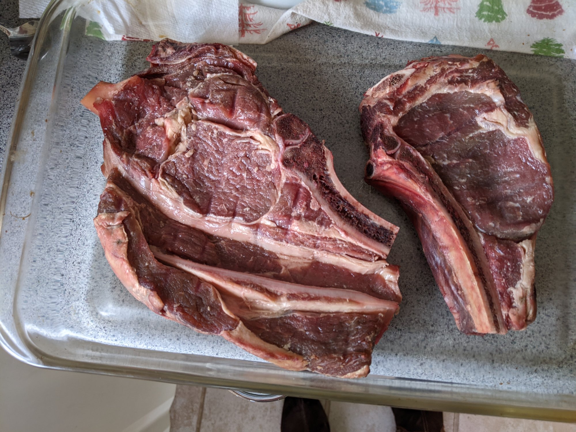 Grass-finished steaks cold-drying before cooking
